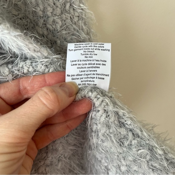 Fuzzy long open front cardigan pockets size medium casual soft - Picture 4 of 9